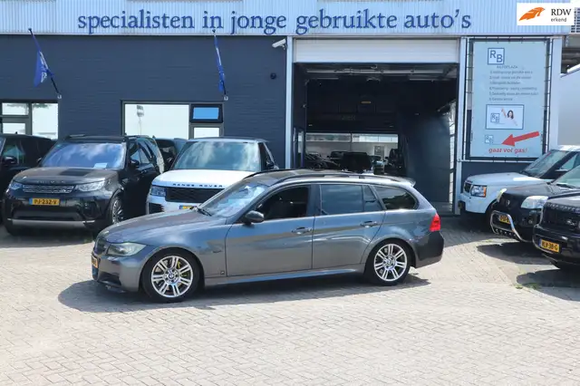 BMW 335 3-serie Touring XI + M-PAKKET / FULL SERVICE / PAN