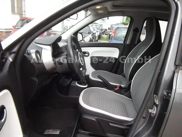 Renault Twingo view 6