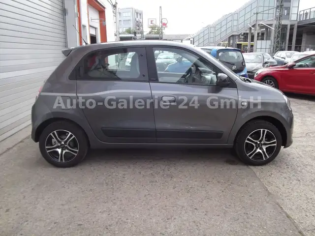 Renault Twingo view 4