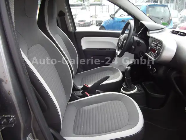Renault Twingo view 10