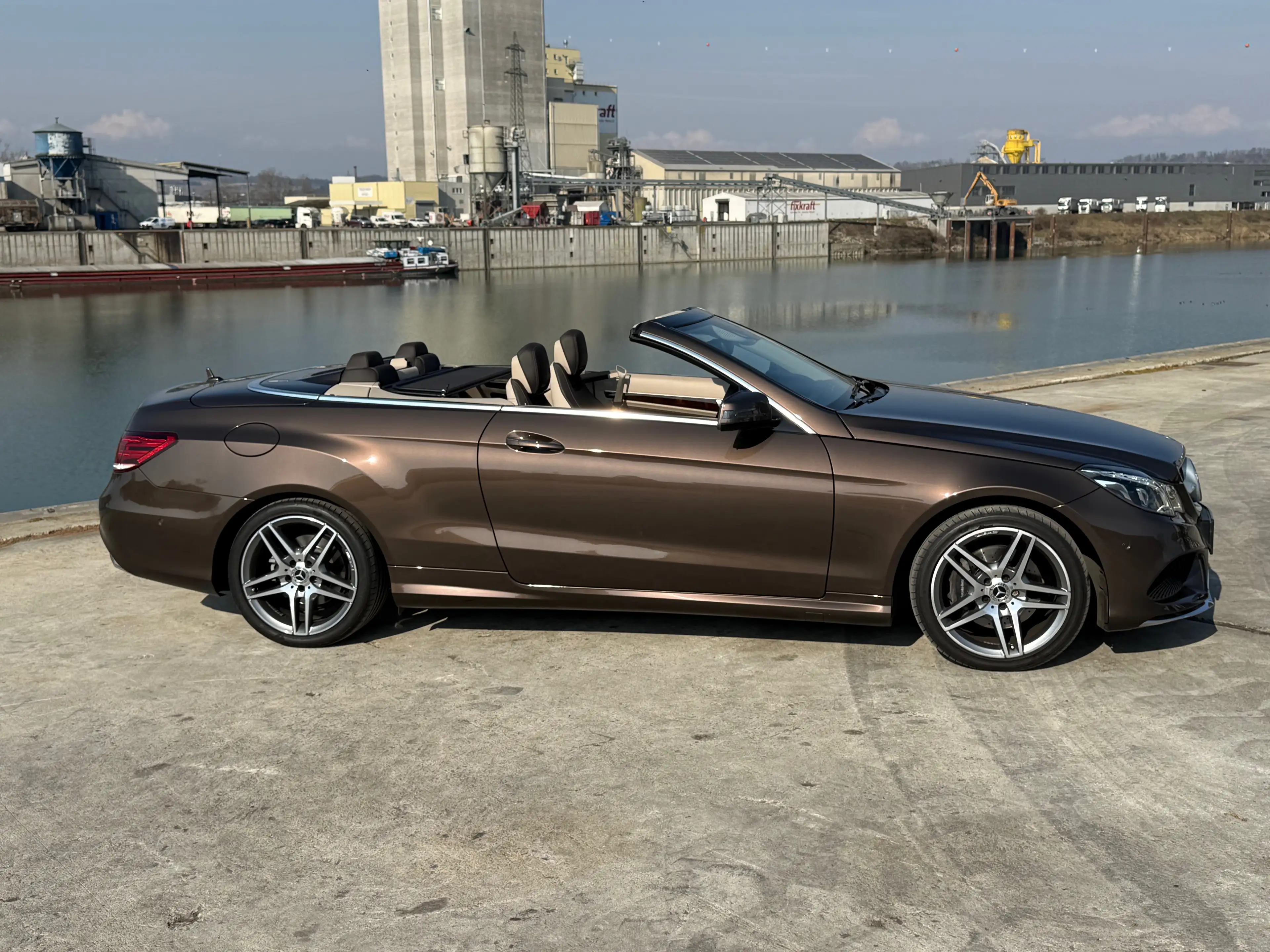 Mercedes-Benz E 250 E 250 CDI Aut. Voll-Leder*AMG*1. Lack, VOLL! — photo 12