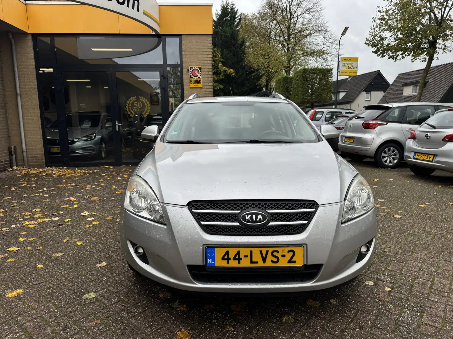 Kia Ceed / cee'd Sporty Wagon 1.6 X-ecutive Climate Control Gris - 2