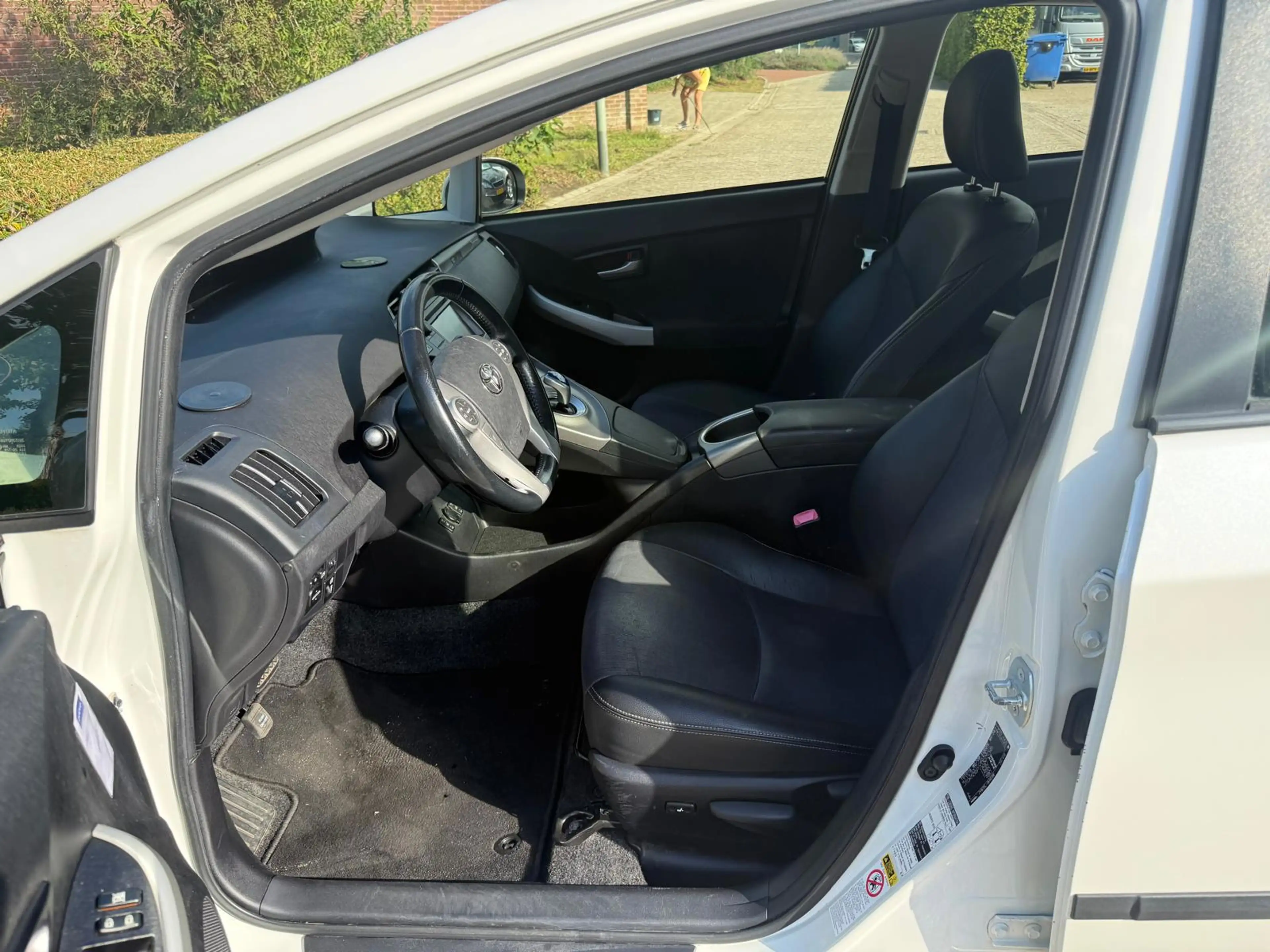 Toyota Prius 1.8 Plug-in Aspiration — photo 5