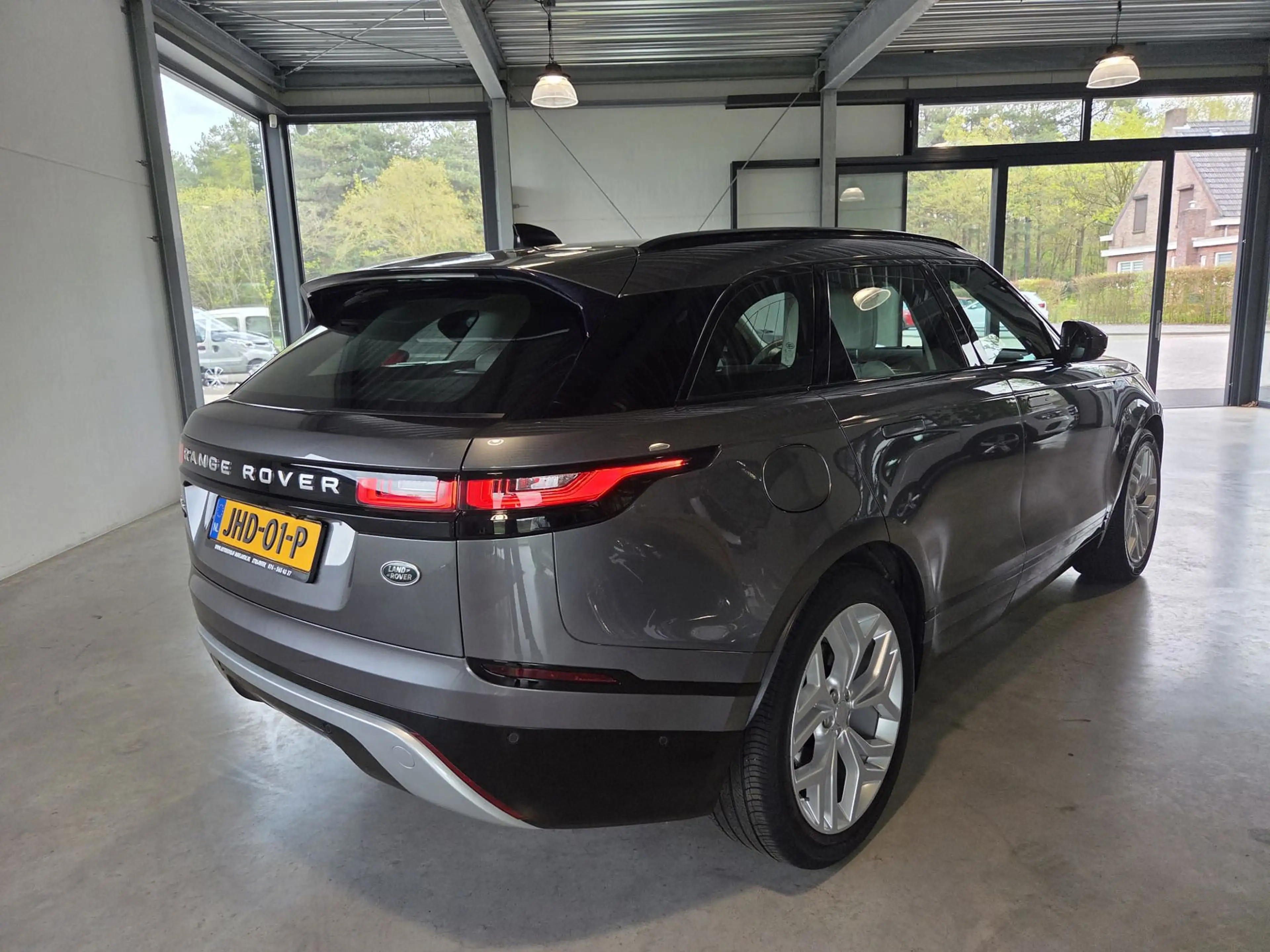 Land Rover Range Rover Velar 2.0 I4 Turbo AWD R-Dynamic HSE P300 Zéer compleet — photo 10
