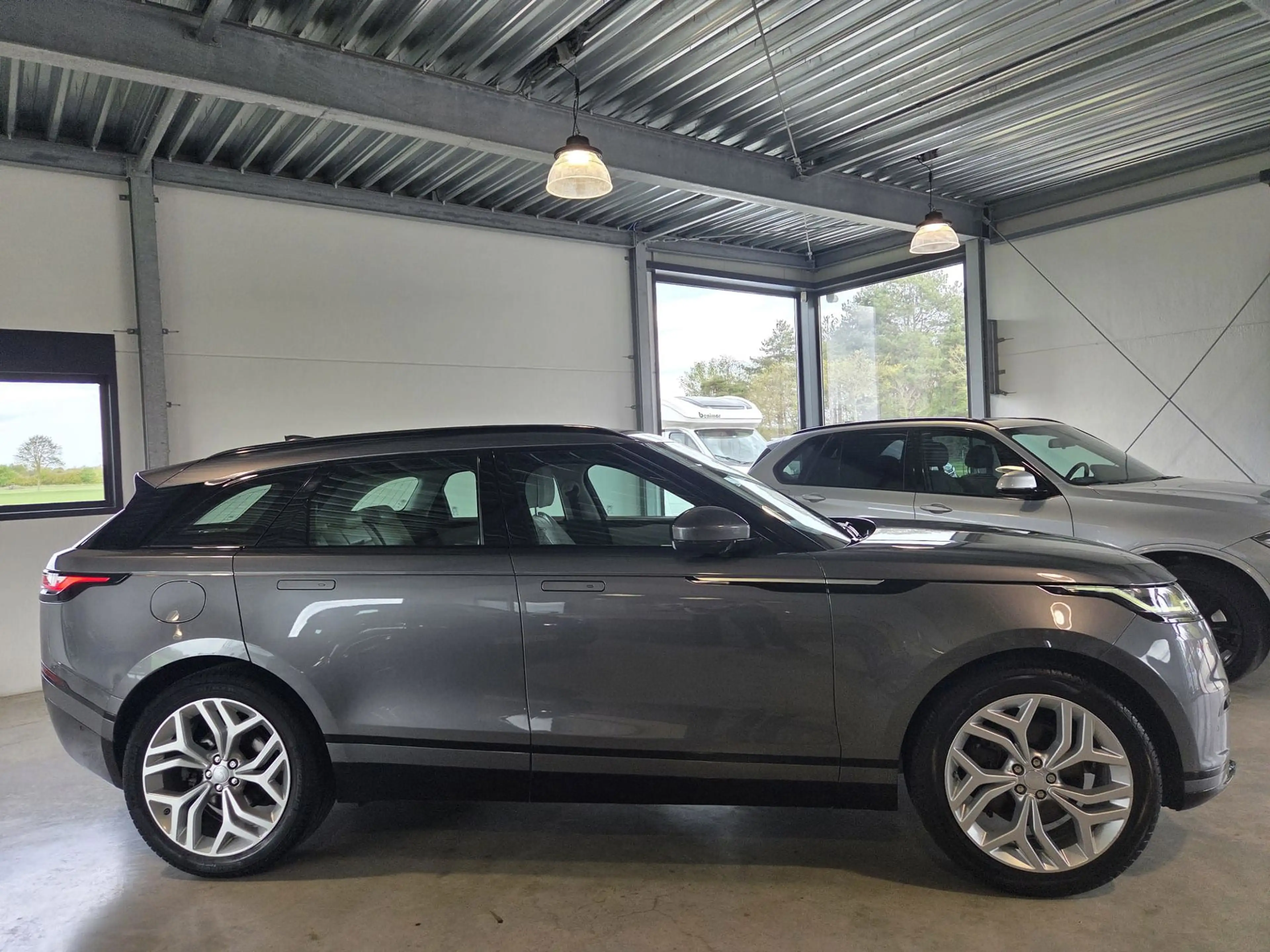 Land Rover Range Rover Velar 2.0 I4 Turbo AWD R-Dynamic HSE P300 Zéer compleet — photo 8