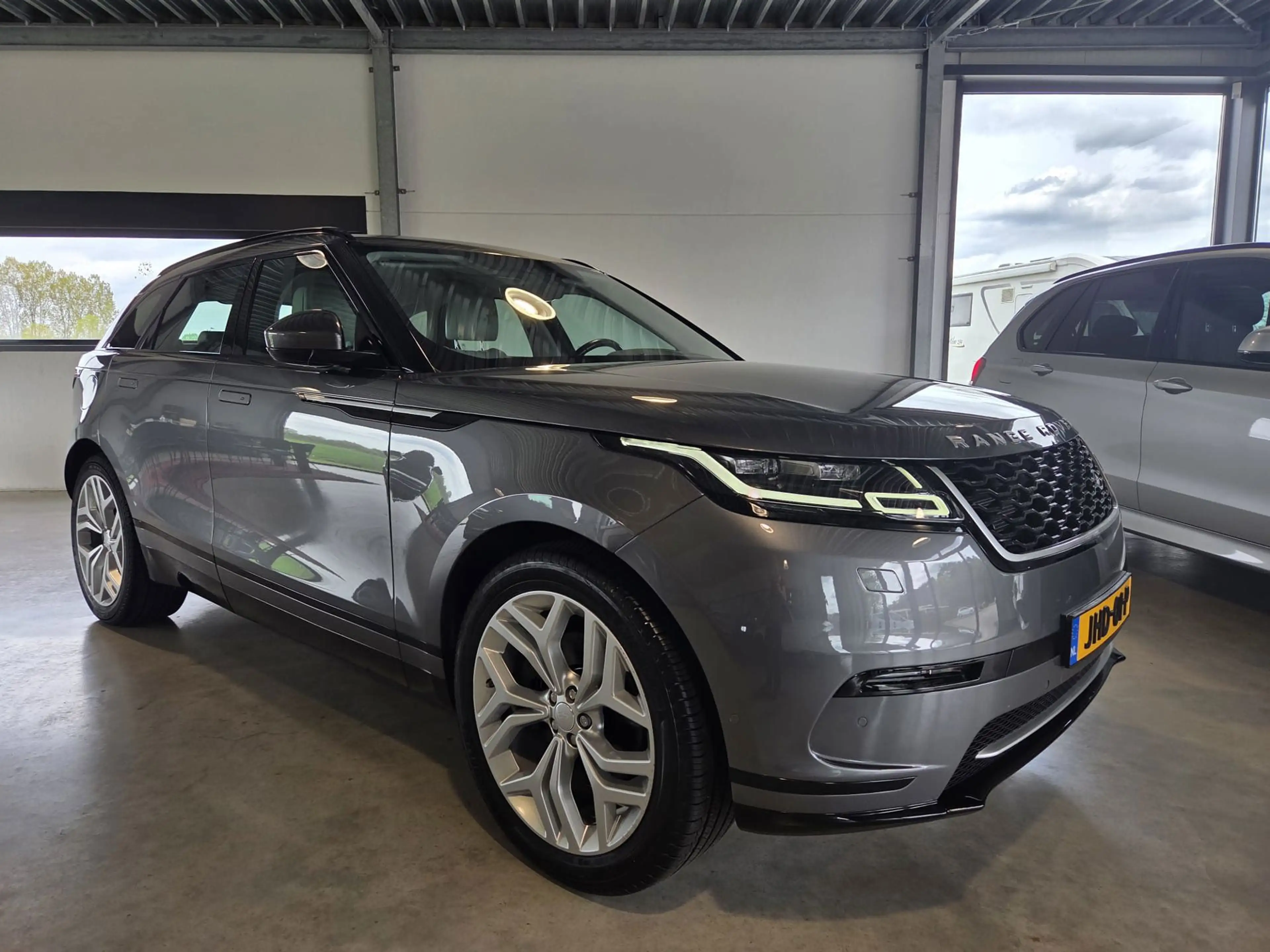 Land Rover Range Rover Velar 2.0 I4 Turbo AWD R-Dynamic HSE P300 Zéer compleet — photo 12