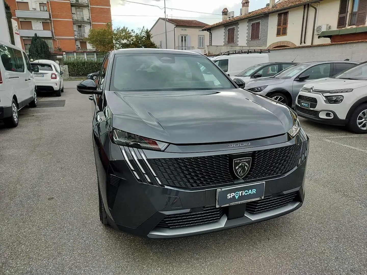 Peugeot 3008 3ª serie Hybrid 136 e-DCS6 Allure Grijs - 1