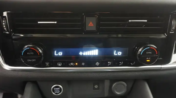 Nissan Qashqai 2023, foto 19