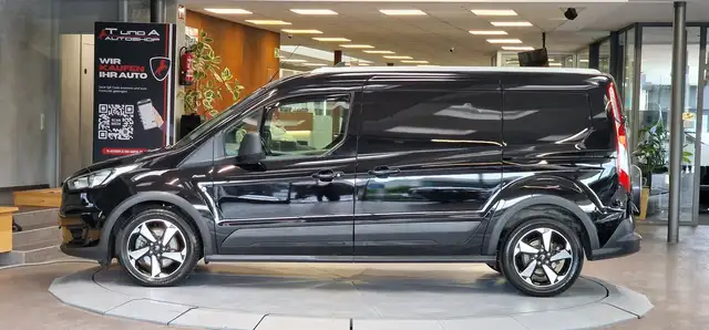 Ford Transit Connect view 4