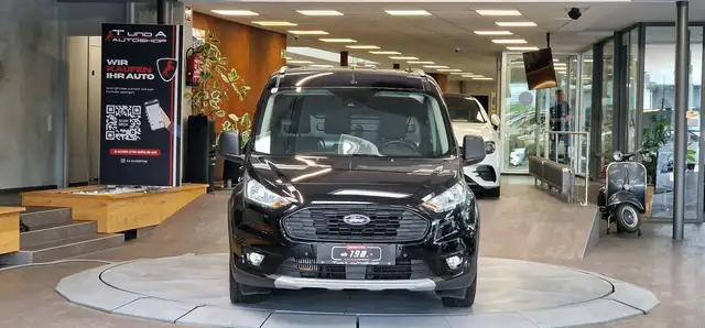 Ford Transit Connect view 2