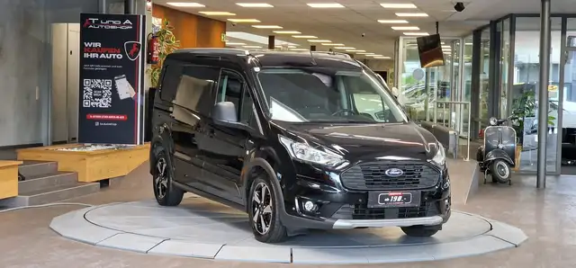 Ford Transit Connect view 3