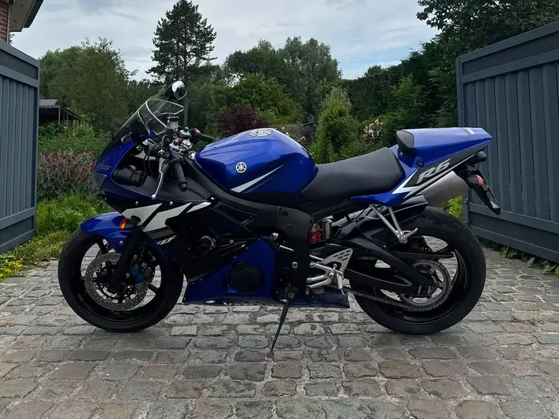Yamaha YZF-R6 - foto 2
