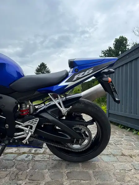 Yamaha YZF-R6 - foto 8