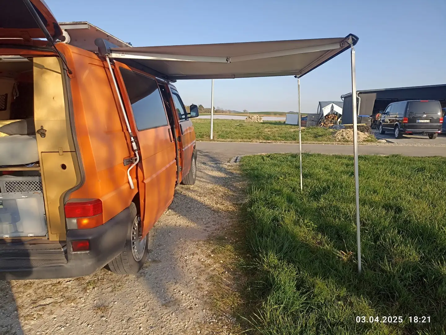 Volkswagen T4 Transporter T4 7DJ1U2/W24 Orange - 1