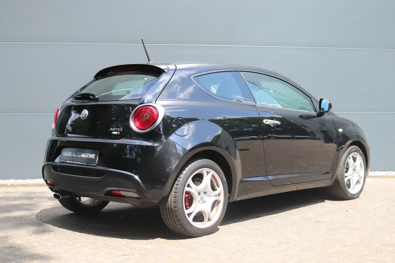 Alfa Romeo MiTo 0.9 TwinAir ECO Super Navigatie | Leder | Parkeers Noir - 2