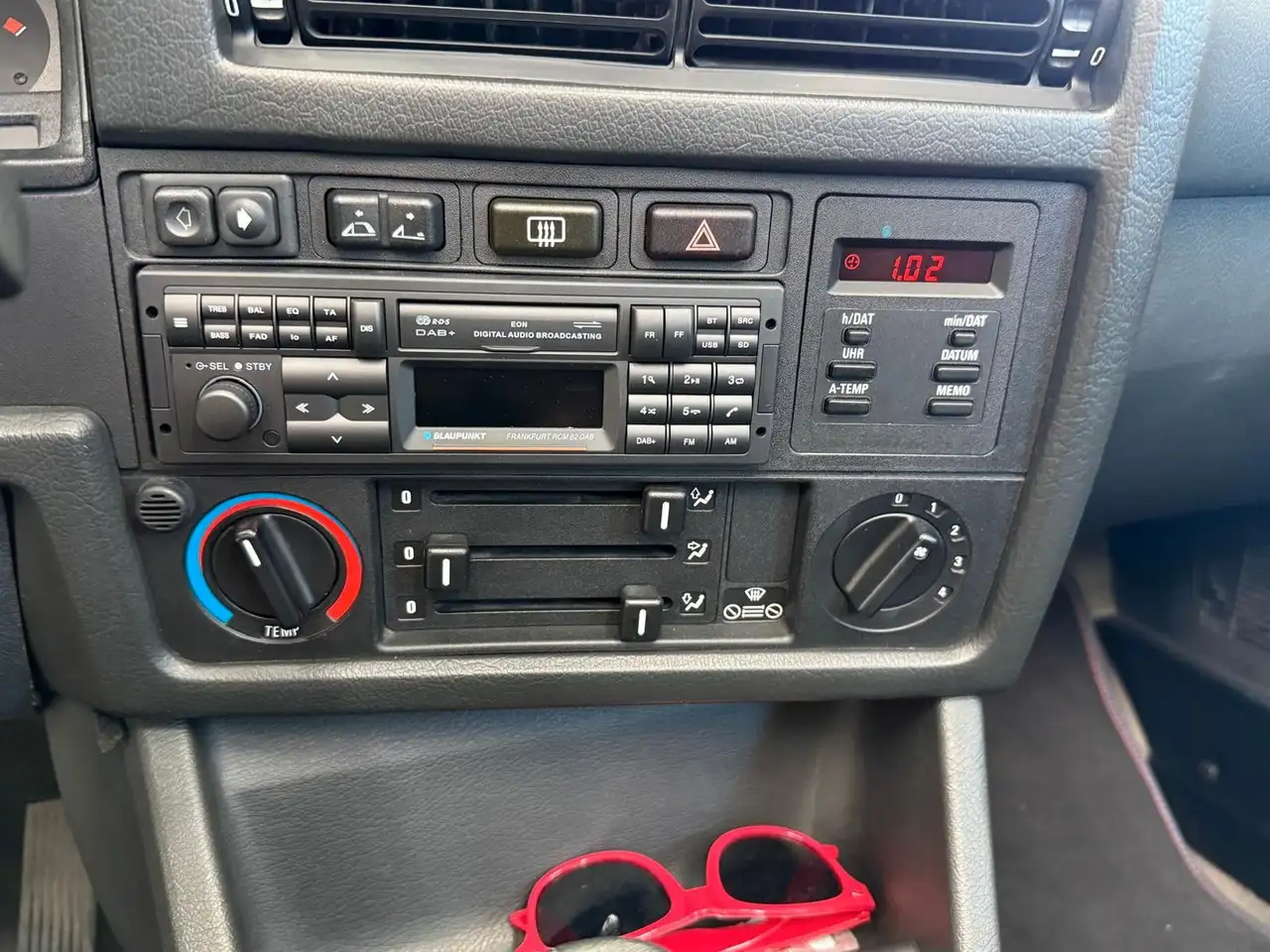 BMW 320 i Cabrio KAT(E30) MotorRevidiert/Leder/SHZ/, foto 7