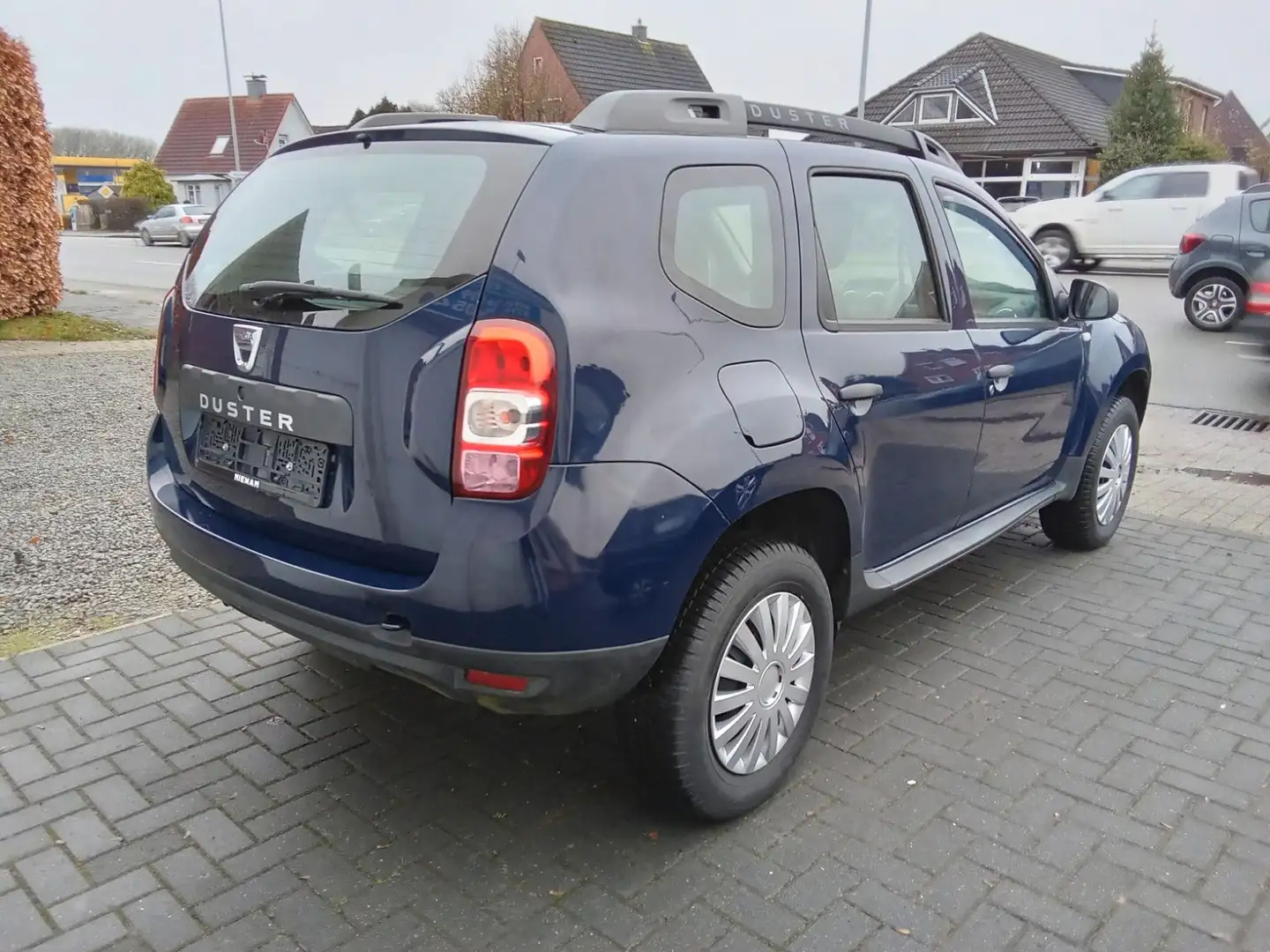 Dacia Duster Ambiance 4x2,TÜV NEU, 1 J. GEWÄHRLEISTUNG Blau - 2