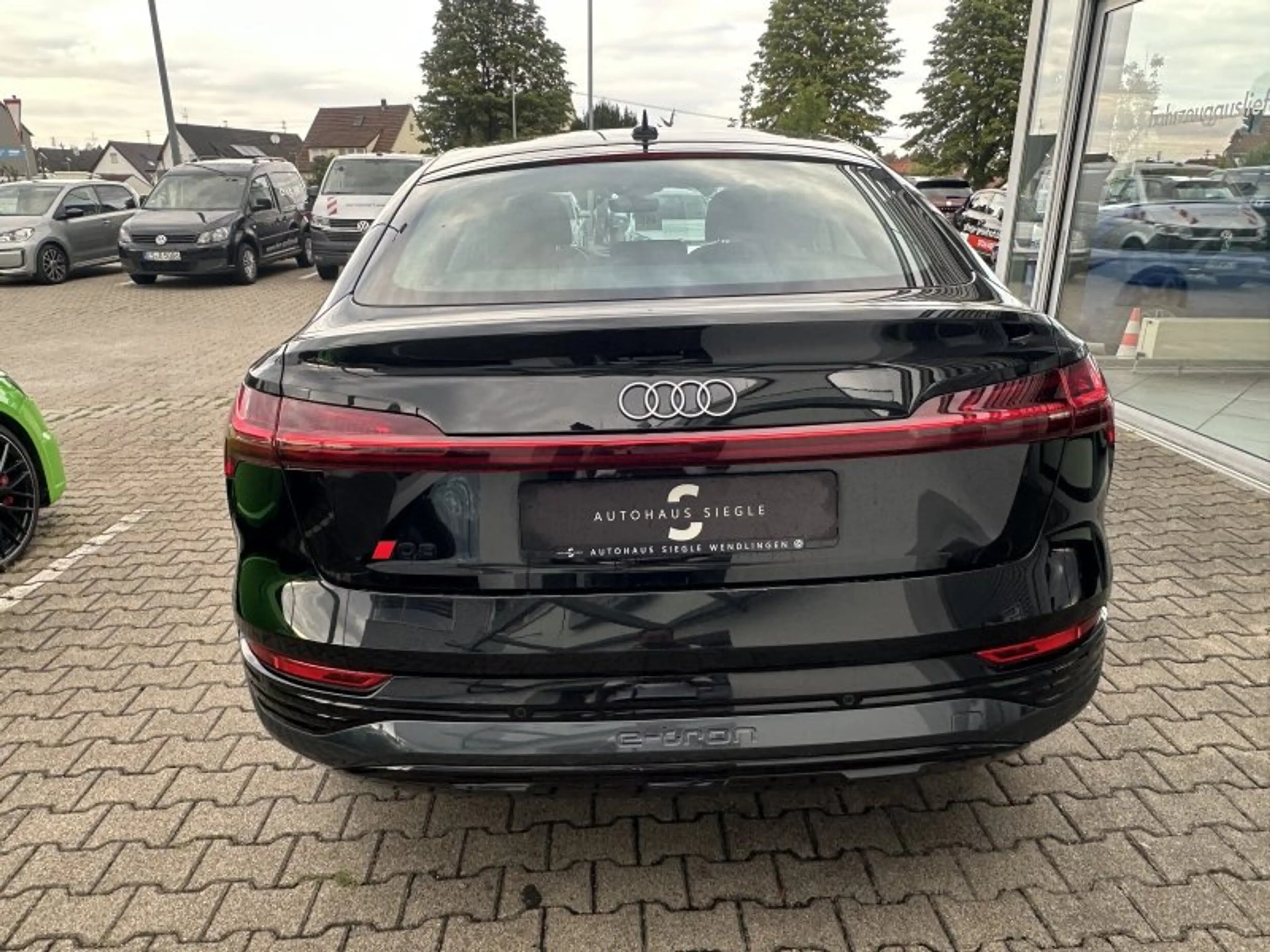 Audi Q8 e-tron Sportback 55 quattro advanced Navi Matrix Kamera A — photo 6