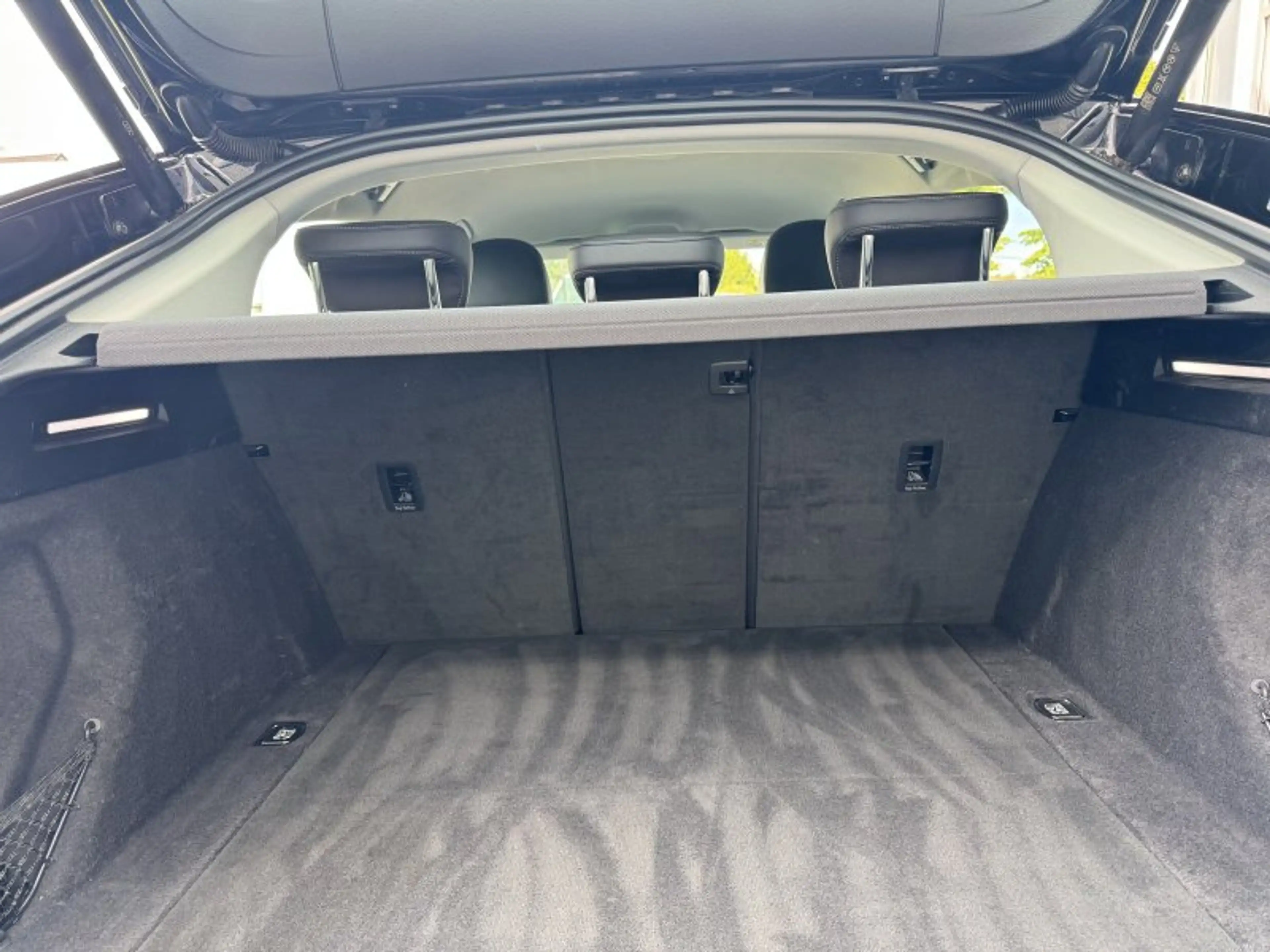 Audi Q8 e-tron Sportback 55 quattro advanced Navi Matrix Kamera A — photo 10