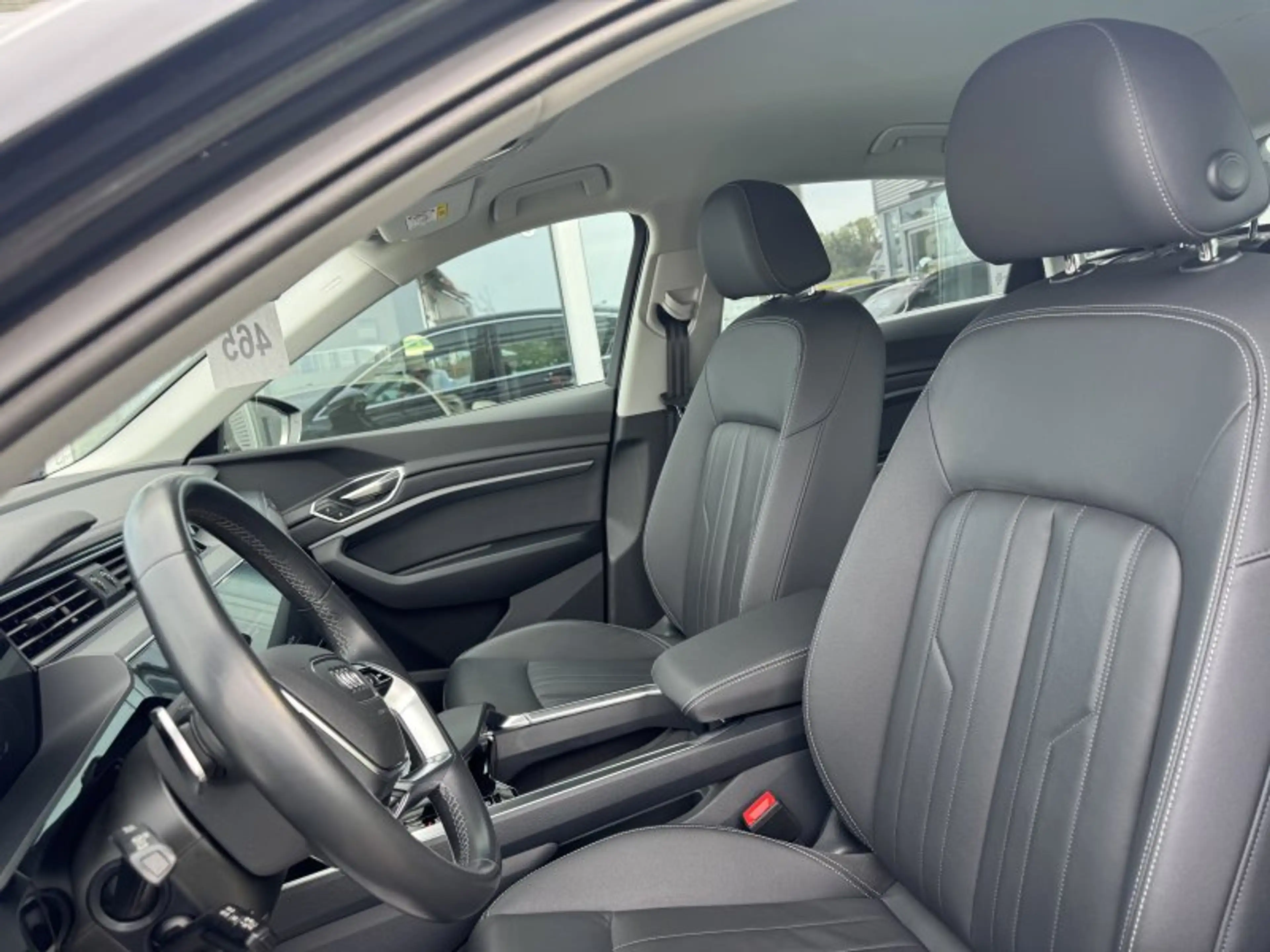 Audi Q8 e-tron Sportback 55 quattro advanced Navi Matrix Kamera A — photo 13