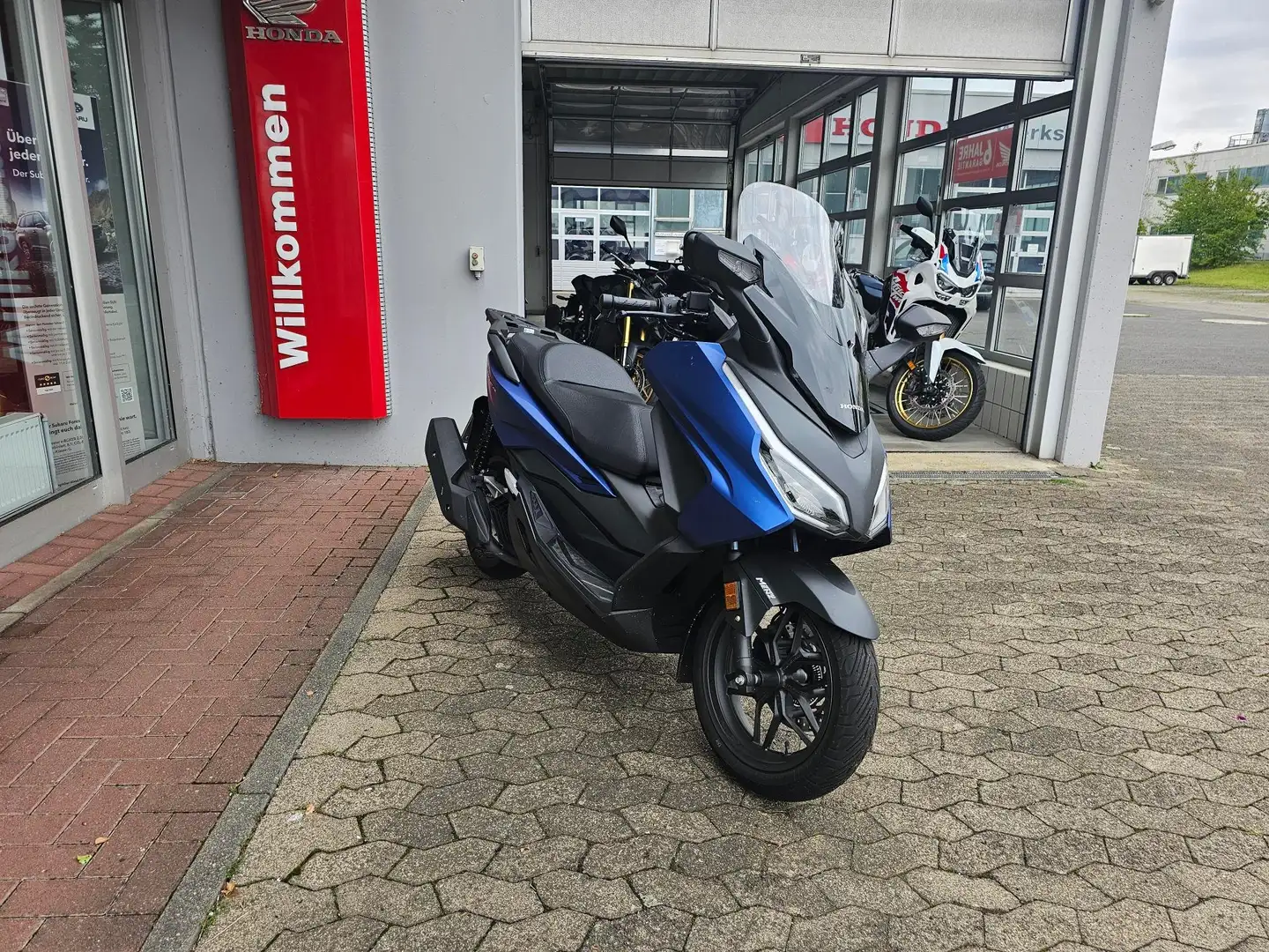 Honda Forza 125 inkl. Smart-Top-Case Blau - 2