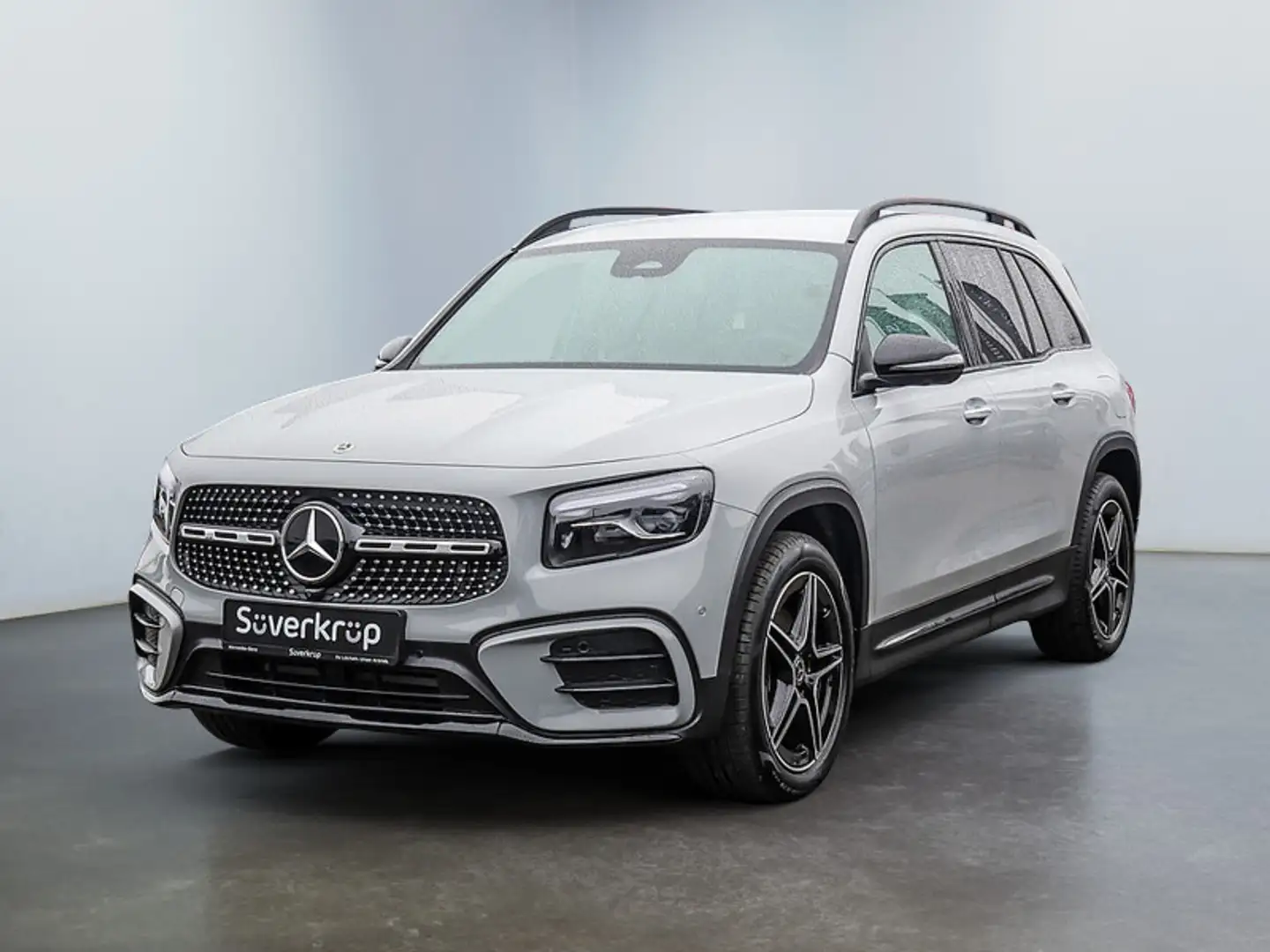 Mercedes-Benz GLB 200 d 4MATIC AMG NIGHT MULTI 360 AHK KAMERA Grau - 2
