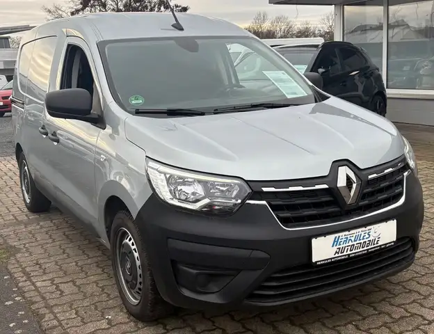 Renault Express Extra 1,3l Anhängerkupplung