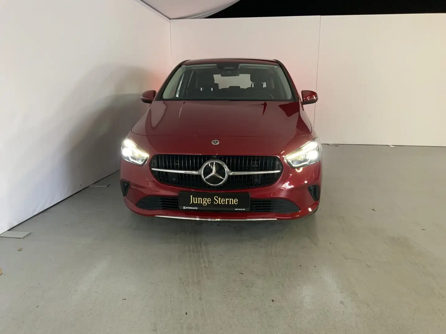 Mercedes-Benz B 180 B 180 Progressive MultibeamLED Totwinkel  Navi Rot - 2