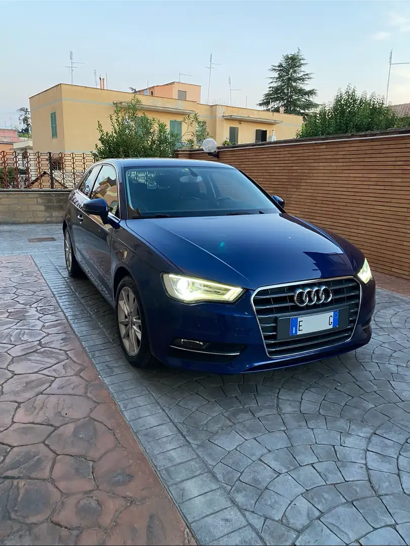 Audi A3 1.6 tdi Ambiente Blu/Azzurro - 1