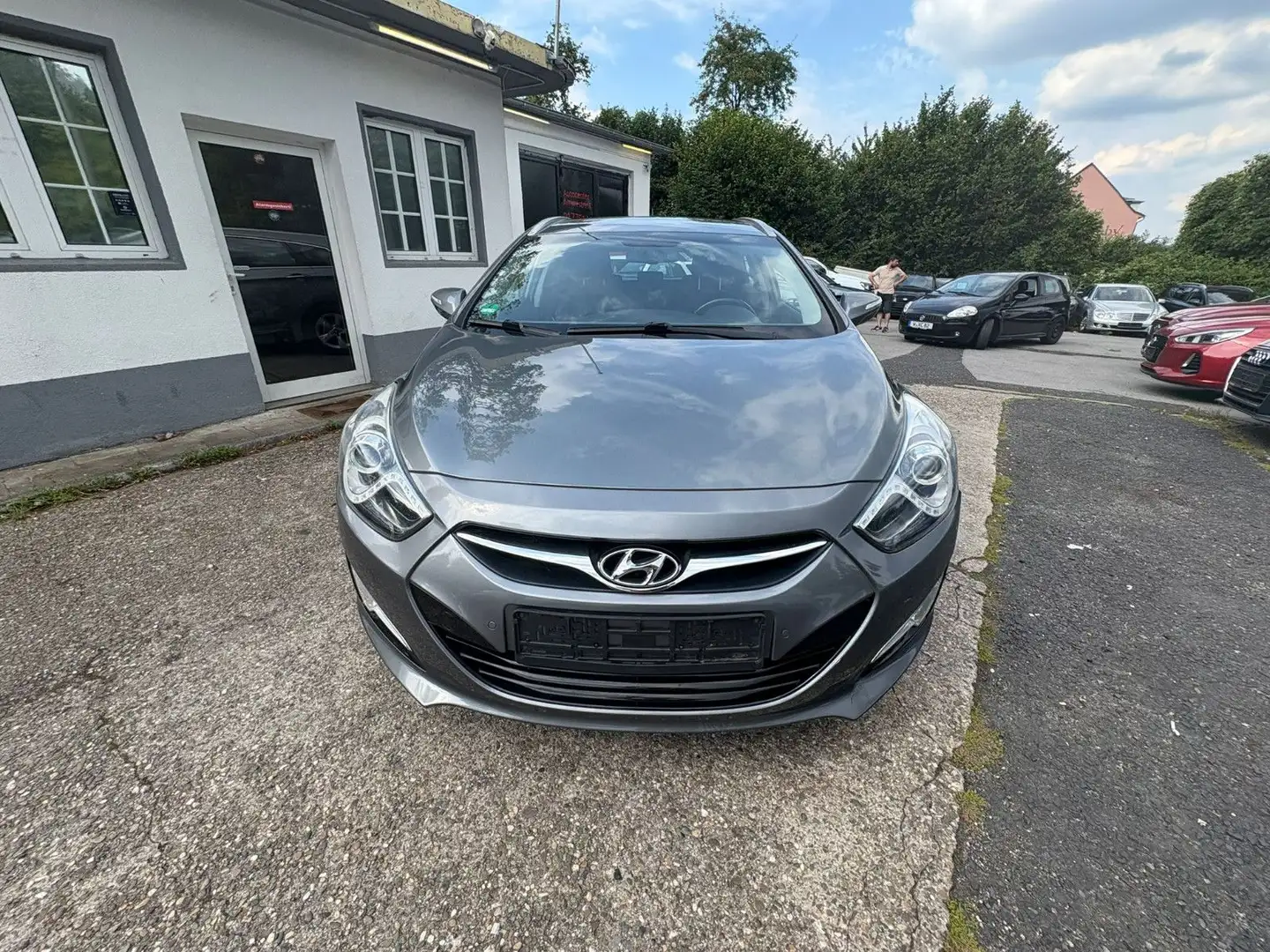 Hyundai i40 cw Style Automatik/Navigation/ Silber - 2