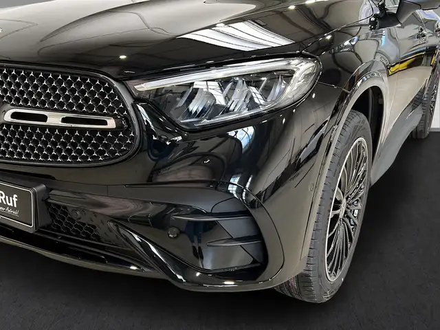Mercedes-Benz GLC view 15