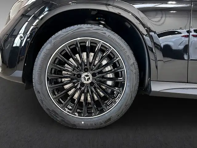 Mercedes-Benz GLC view 7