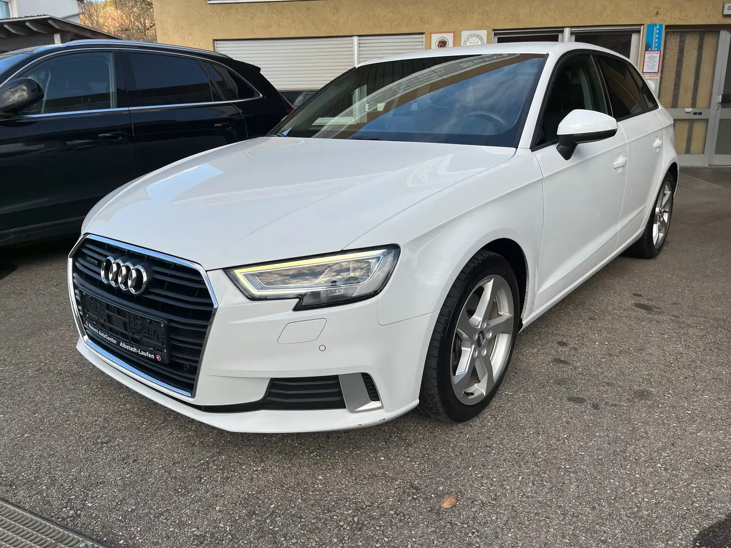 Audi A3 quattro sport Weiß - 2