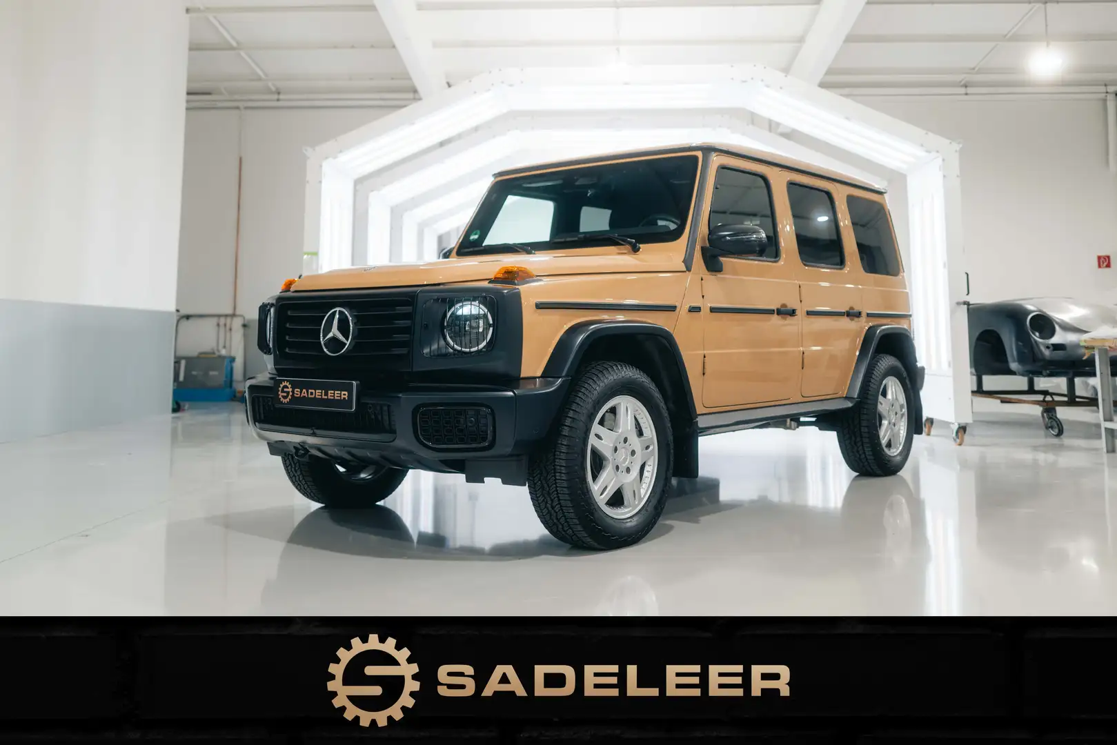 Mercedes-Benz G 450 STRONGER THAN THE 1980s - PPF - 1-of-450 Beige - 1