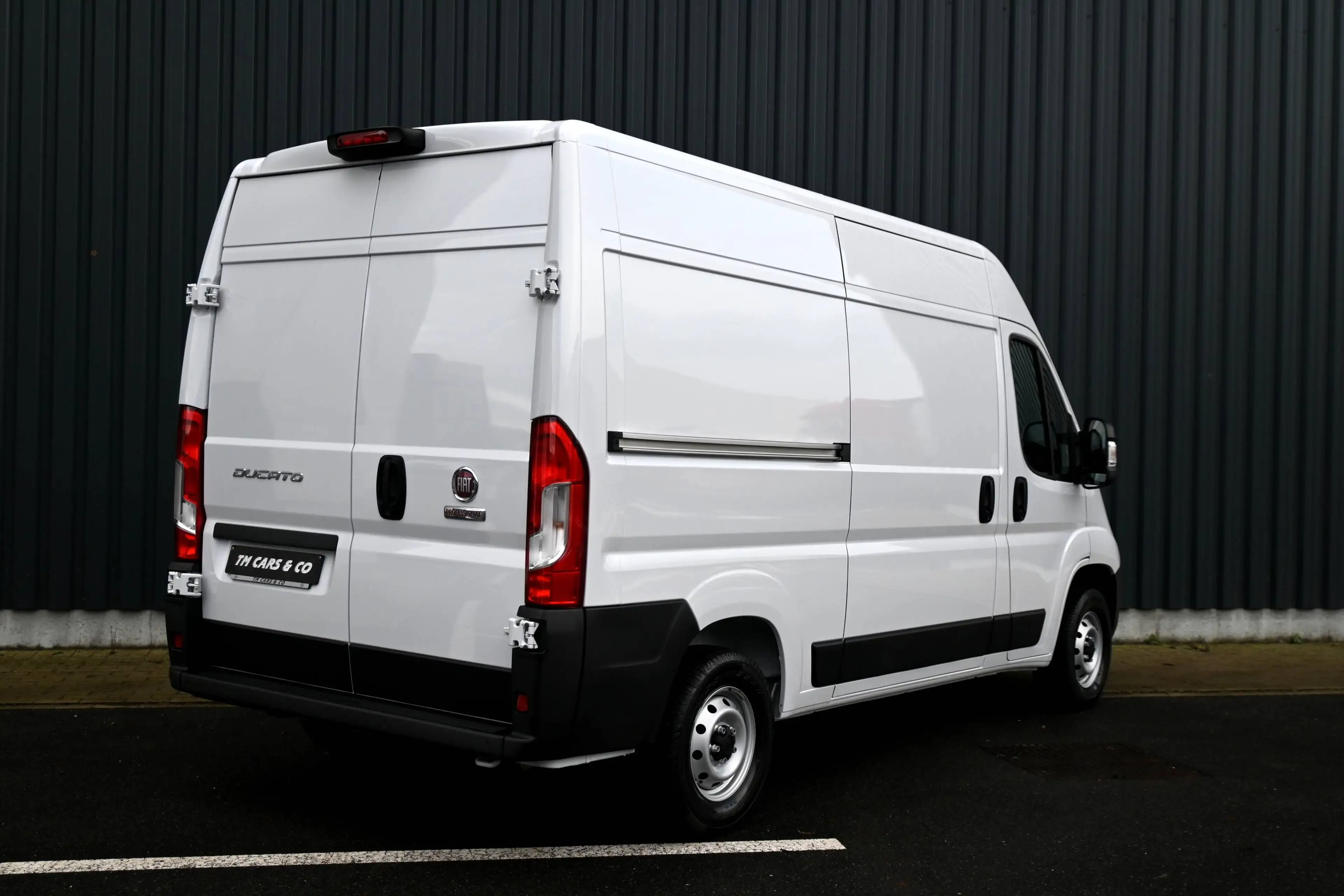 Fiat Ducato NEW L2H2 140PK/ Camera, PDC, Cruise, BTW — photo 4