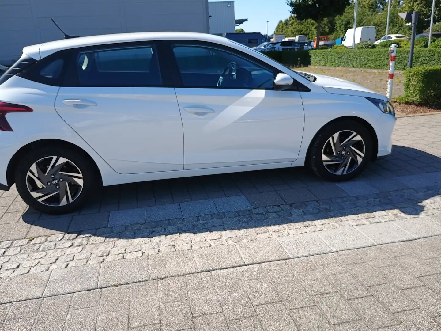 Hyundai i20 1.0 T-GDI Select 100 PS/Sitz+Lenkradhzg/1.Hd/37Tkm Blanc - 2