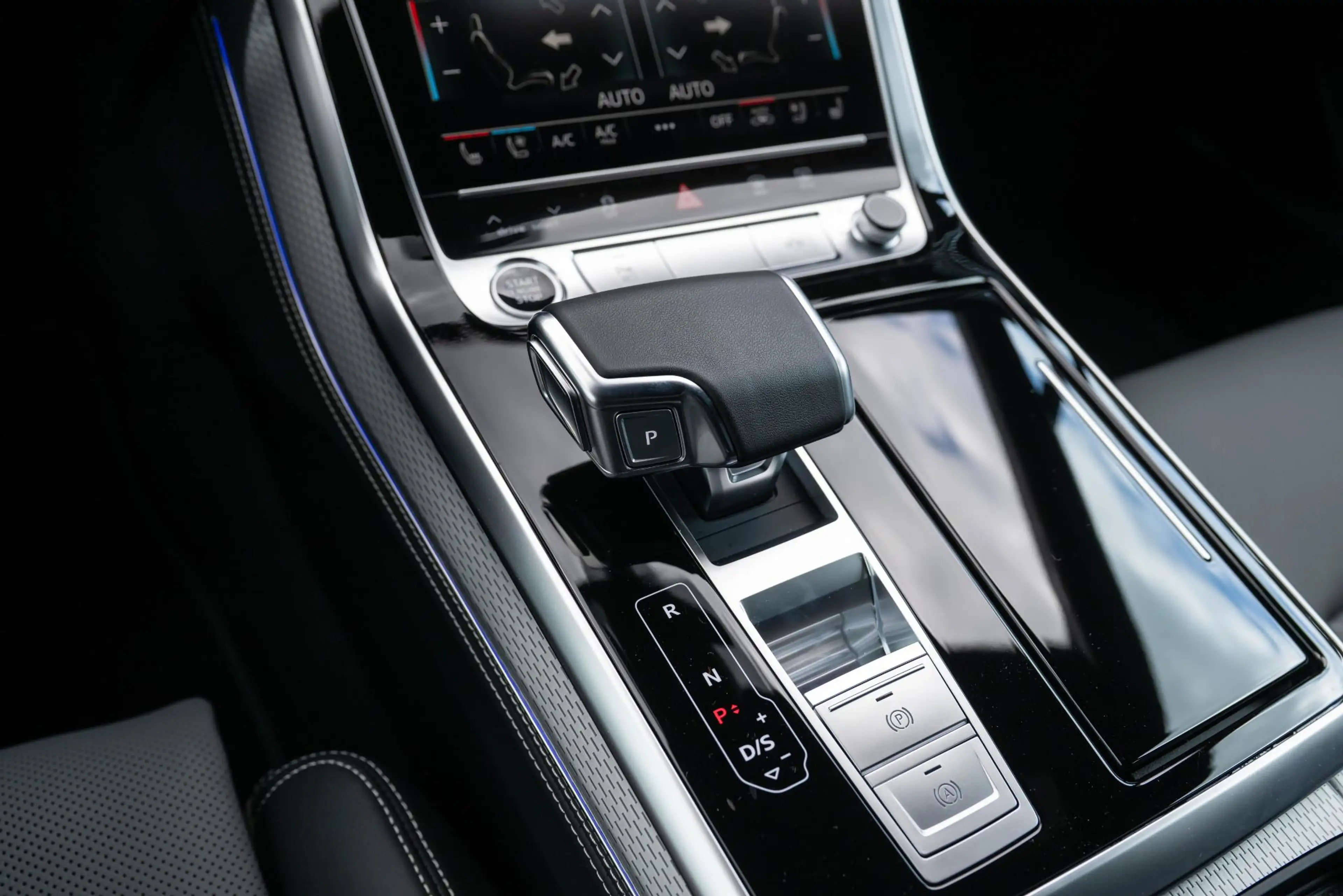 Audi Q7 60 TFSI e quattro Pro Line S Competition Audi excl — photo 31