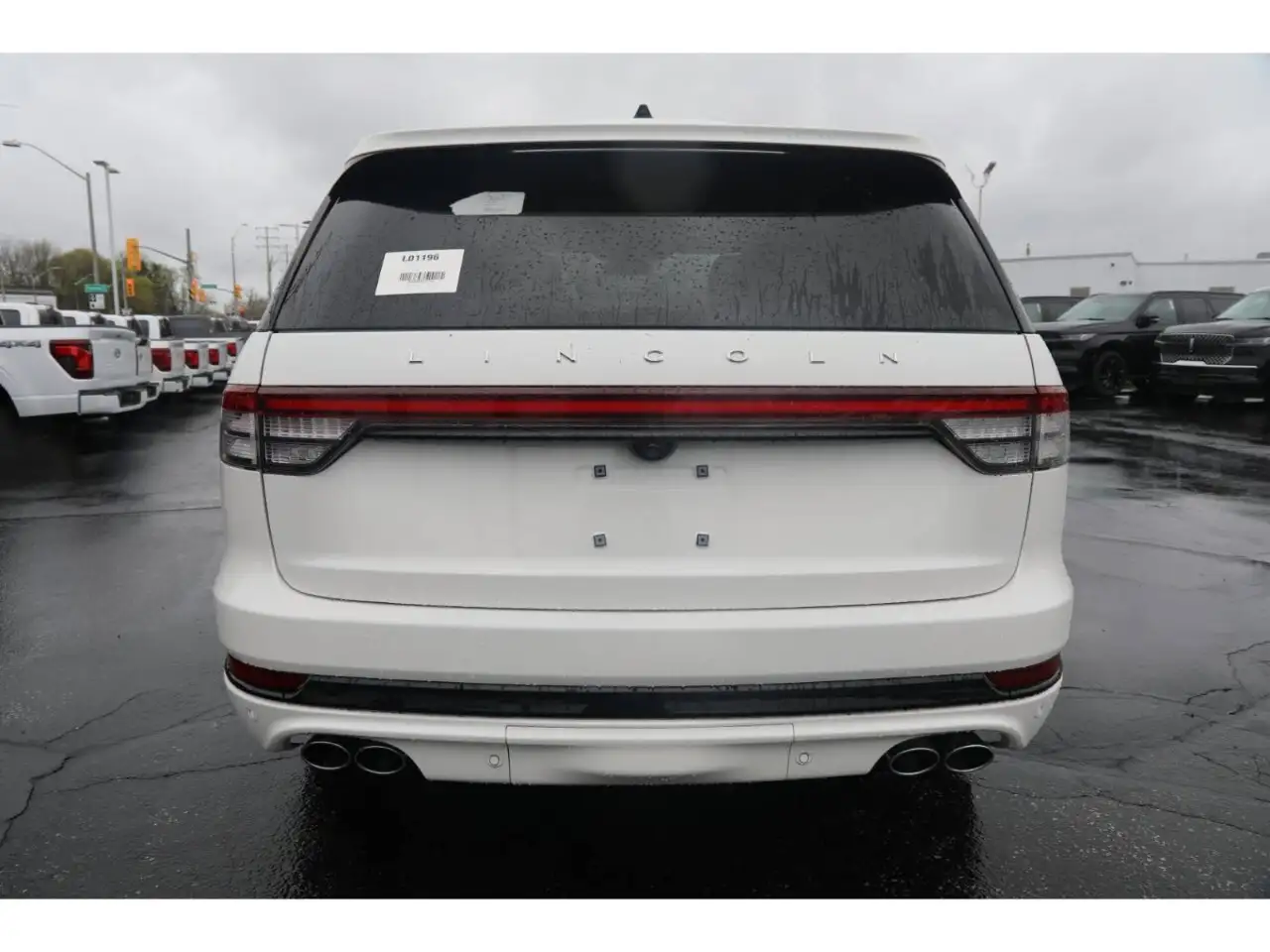 Lincoln Aviator снимка Lincoln Aviator