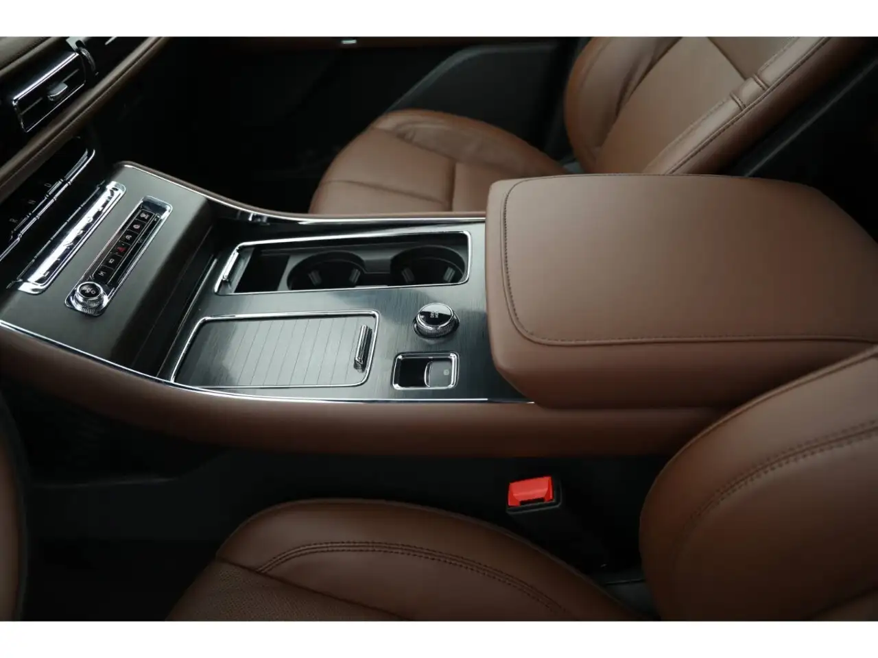 Lincoln Aviator снимка Lincoln Aviator