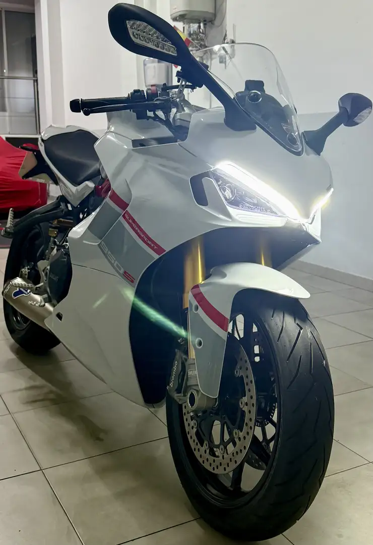 Ducati SuperSport REESTRENO DUCATI SUPERSPORT 950 S A2 - 2