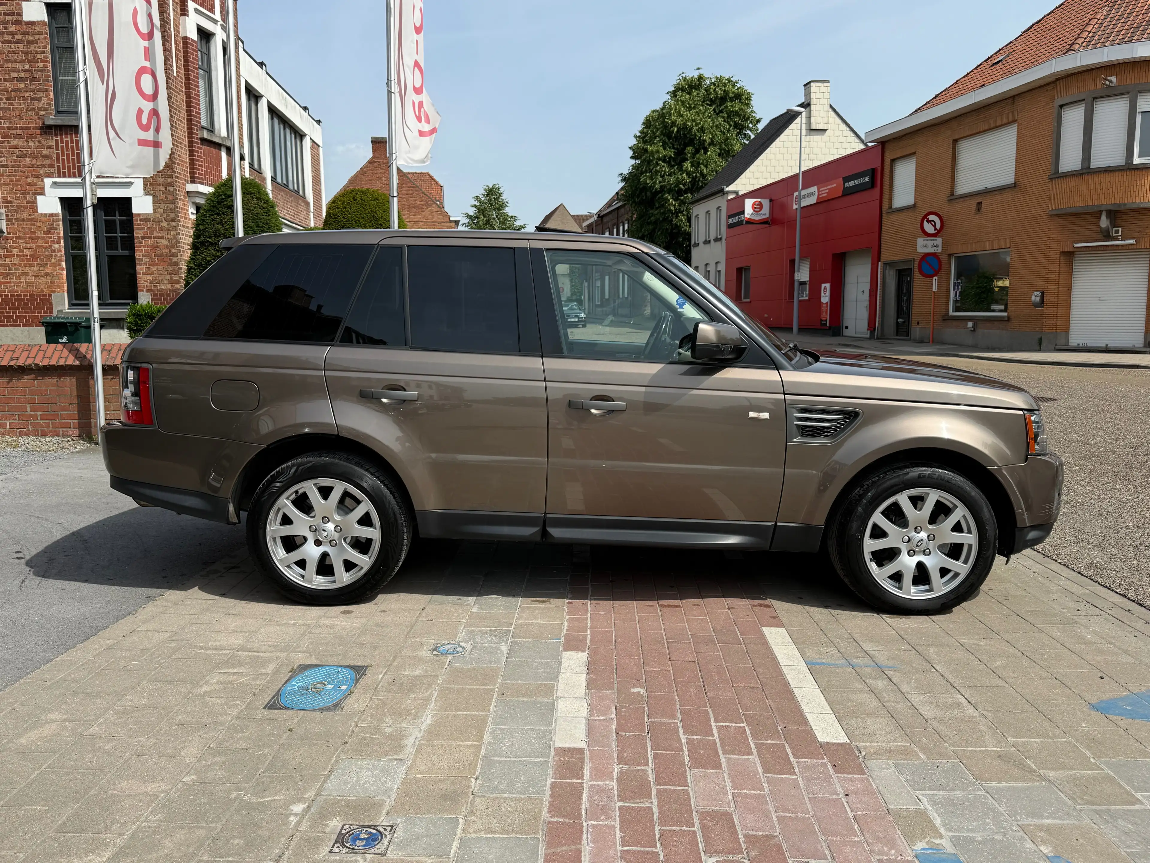 Land Rover Range Rover Sport 3.0 TdV6 Exclusive // EXPORT // — photo 3