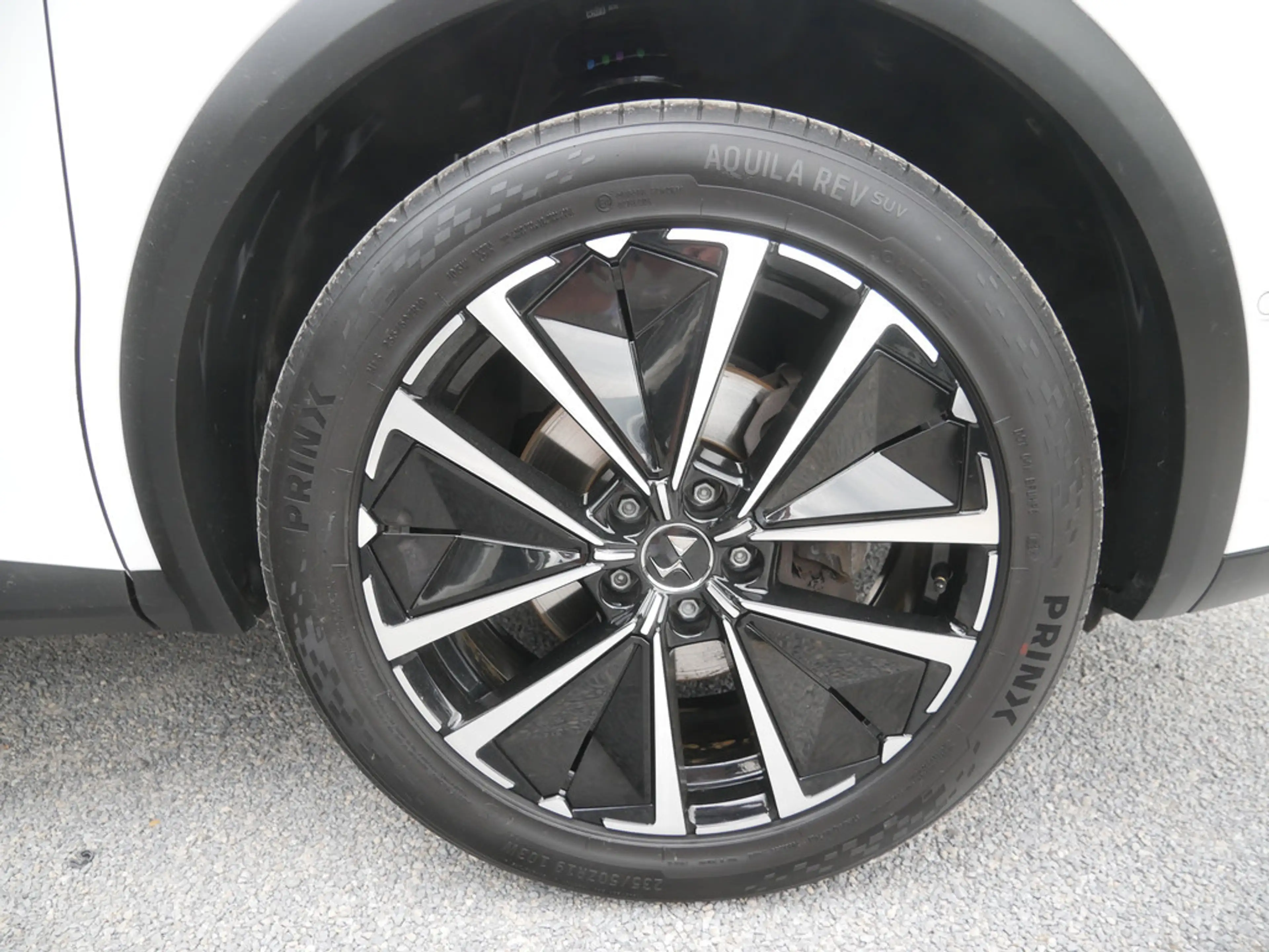 DS Automobiles DS 7 Crossback Opera BlueHDi 130 PANO 360° — photo 6