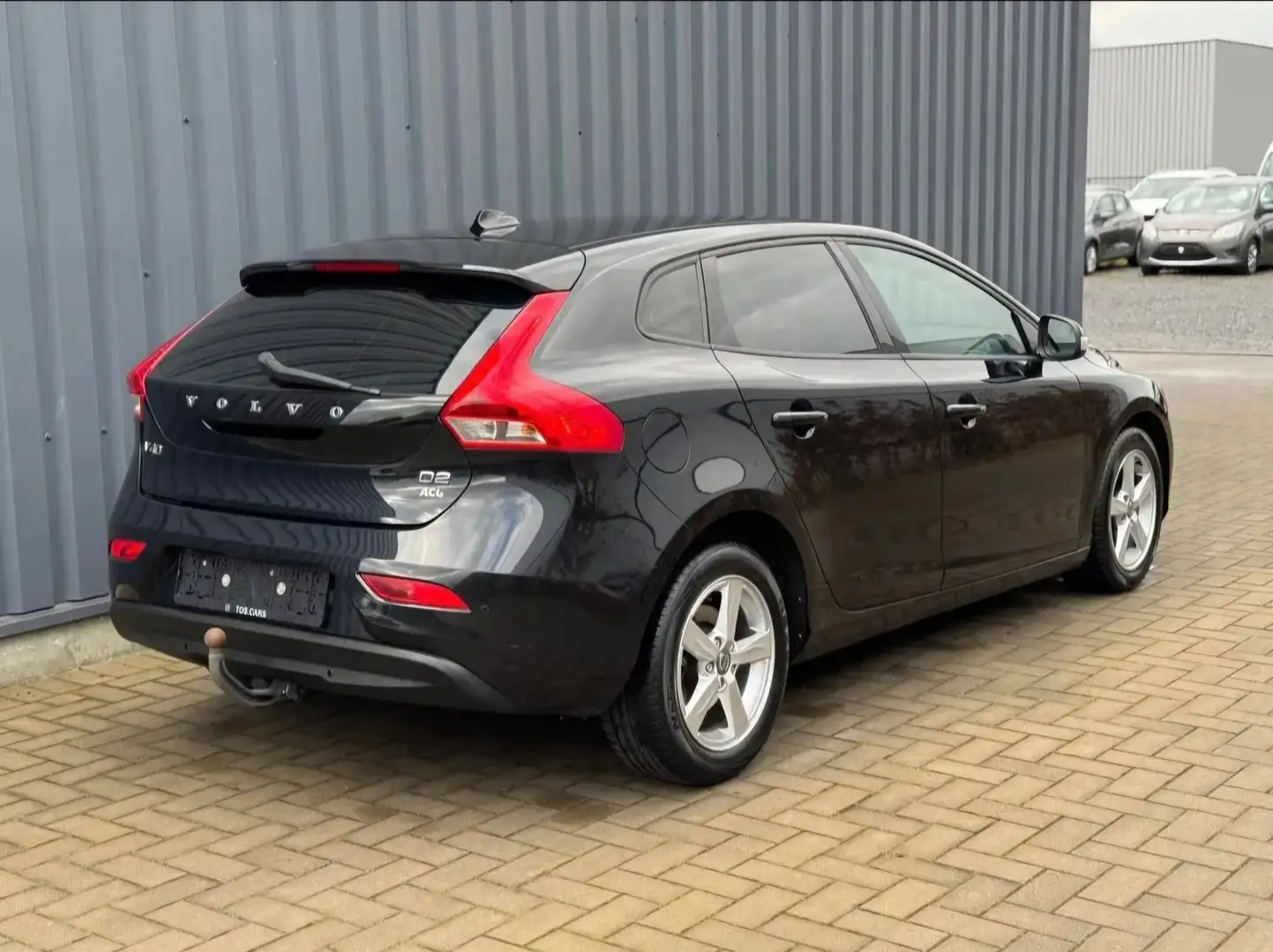 Volvo V40 V40 D2 Kinetic Noir - 2