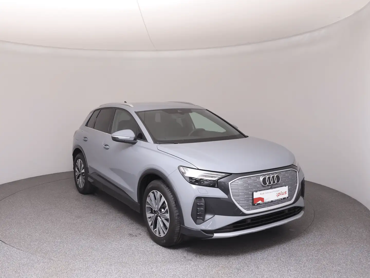Audi Q4 e-tron Audi Q4 45 e-tron Grau - 2