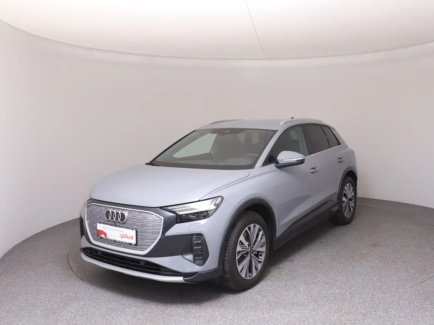 Audi Q4 e-tron Audi Q4 45 e-tron Grau - 1