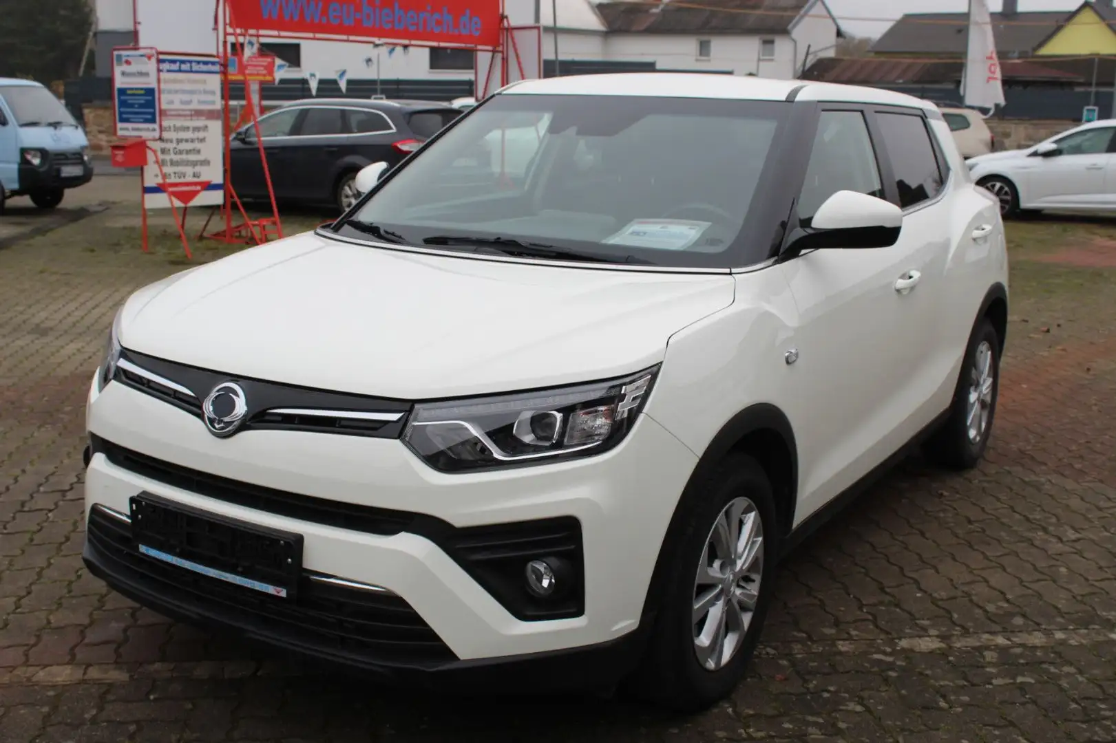 SsangYong Tivoli 1.5 T-GDi Amber 2WD Weiß - 1