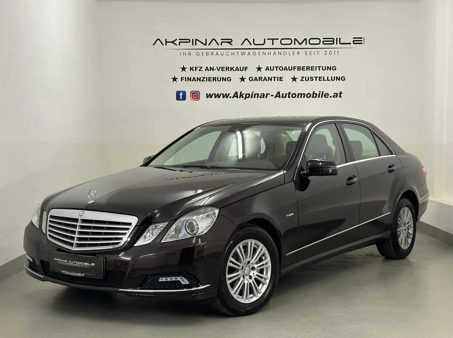 Mercedes-Benz E 220 Elegance BlueEfficiency CDI Aut. *ERSTBESITZ* Braun - 1