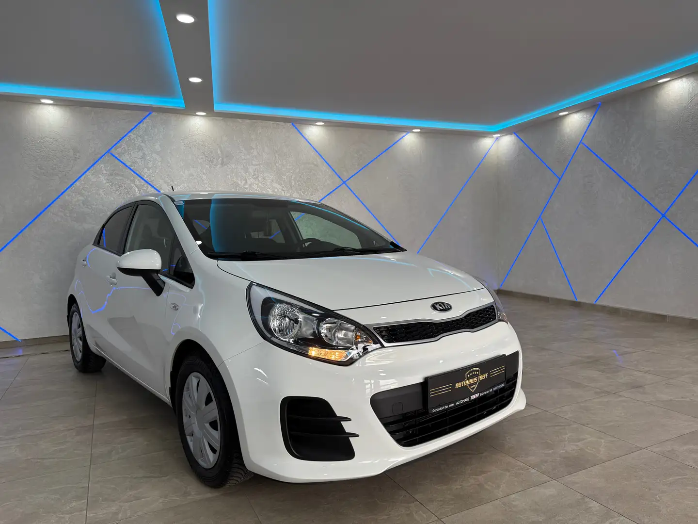 Kia Rio 1,2 MPI Titan*1.BESITZ*KLIMA* Weiß - 1
