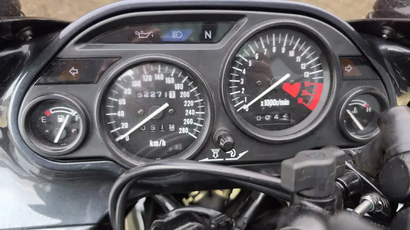 Kawasaki ZZR 600 - foto 3