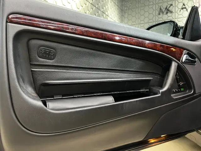 Mercedes-Benz SL view 14